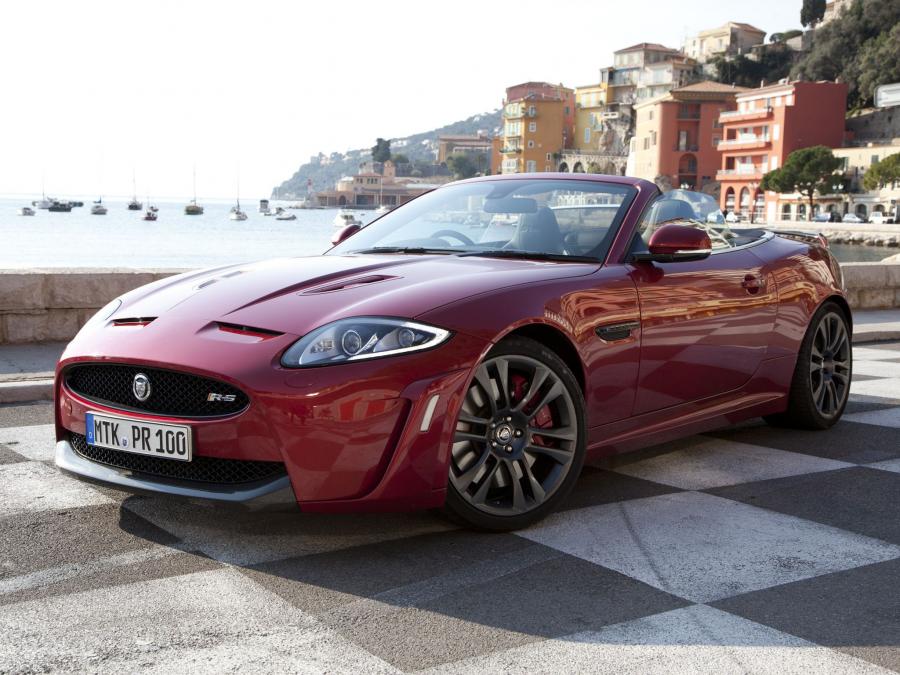  Jaguar XKR-S Convertible 2011 года  (фото 2 из 2)
